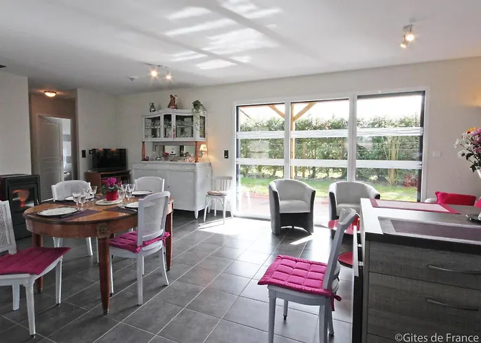 écogîte Indépendant 8 Pers Proche Forêt, Terrasse, Animaux Acceptés - Fr-1-497-23 Casa vacanze Saint-Martin-dʼÉcublei